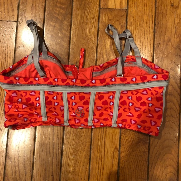 Zumba leopard print/cheetah print sports bra - Picture 4 of 4